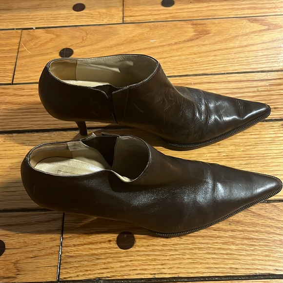 Michael Kors ankle boots with kitten heels - Picture 3 of 7